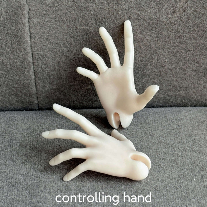 B01 BJD doll with holding hand pose, perfect for holding accessories or props