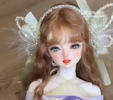 Lucia BJD doll head, with realistic details and delicate makeup, ideal for customization